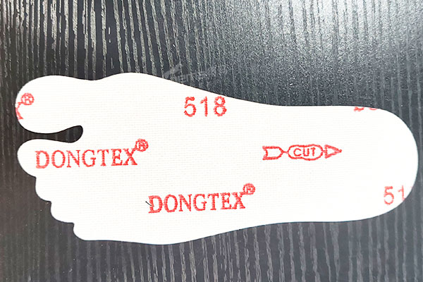 得马F11高速裁切机裁切样品