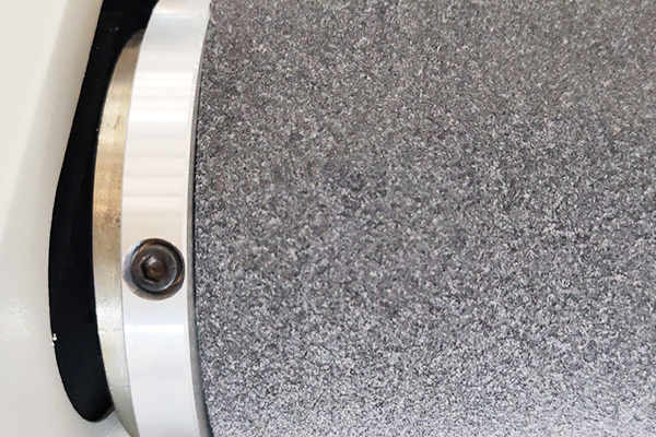 得马F11高速裁切机滚动台面