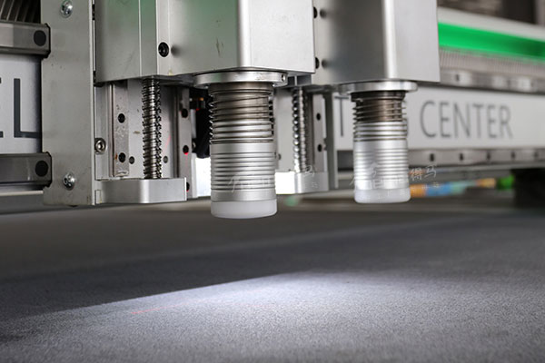 得马高速裁切机