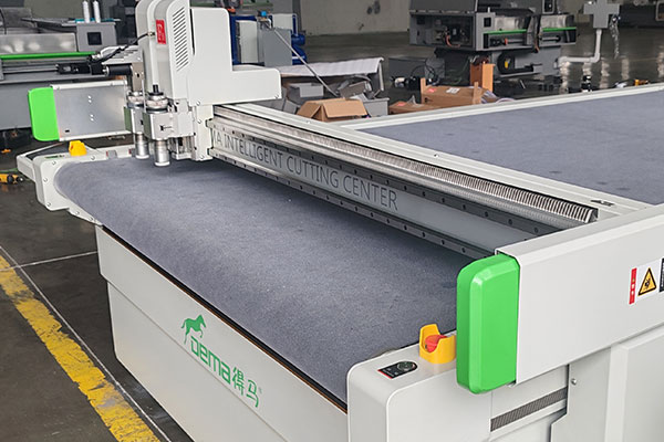 得马高速裁切机F11-1625